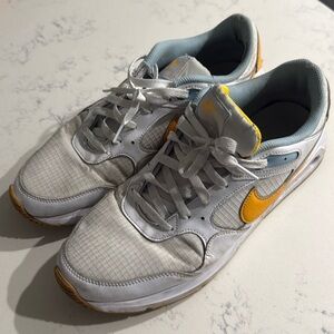 Nike Air Max Pulse Shoes Mens Size 12 White Yellow Gum Sole FJ3997-100 Sneakers